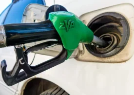 Правительство Казахстана готовится к повышению цен на бензин