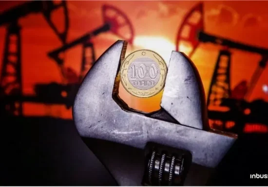 Дорожающая нефть не удержит курс тенге от ослабления – опрос