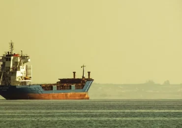 Казахстан закупил танкеры для поставки нефти в обход России – СМИ