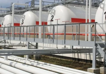 Казахстан вновь запретил вывоз сжиженного нефтяного газа