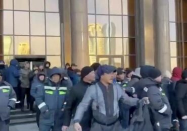 Все проблемные вопросы в «нефтянке» Мангистау возникают из-за подрядчиков – «КазМунайГаз»