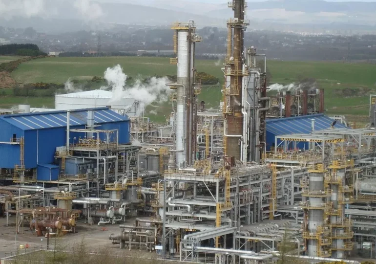 Казахстан строит новые нефтехимические комплексы мирового уровня