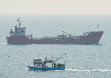 Россия готова задействовать ВМФ для защиты нефтяных танкеров