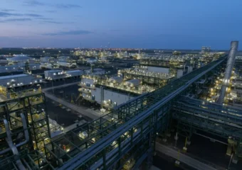 В мажилисе обсудили вклад крупнейших нефтепользователей в экономику Казахстана