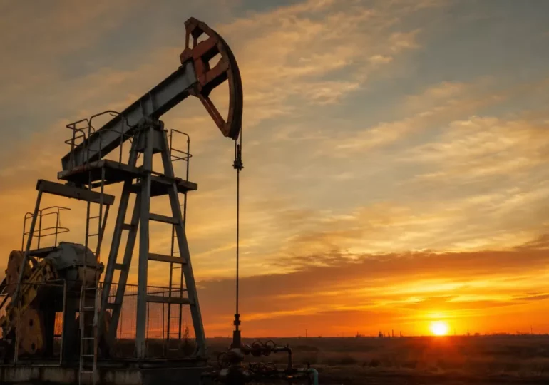 Казахстан может столкнуться со спадом своего главного нефтяного месторождения