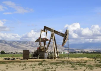 Нефть штурмует отметку 100 долларов
